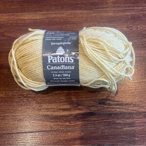 1 New Patons Canadiana Yarn Pale Yellow 100g 3.5 oz Acrylic Skein Knit Crochet